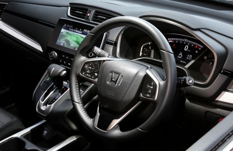 Панель приборов Honda CR-V VTi-S 2017 года  (AU) (фото 37 из 42)